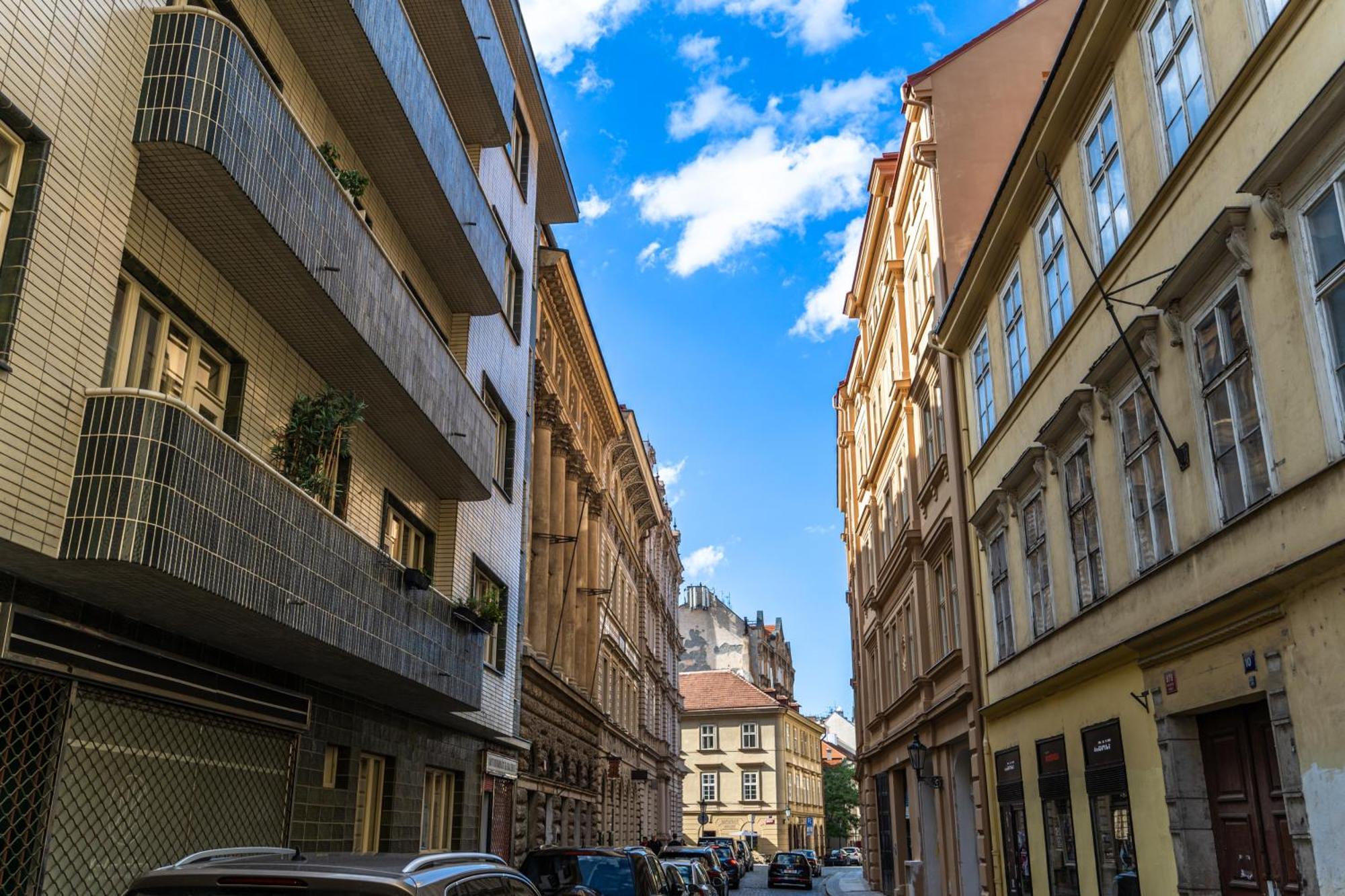 Wishlist Old Residences - Vezenska